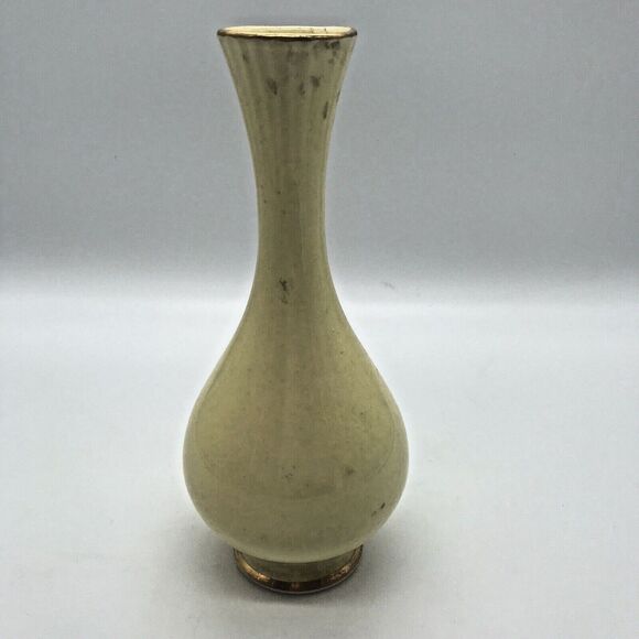 Vintage Golden Aero Warranted 22 K Gold Pale Yellow Lotus Flower Flute Bud Vase - Picture 6 of 10